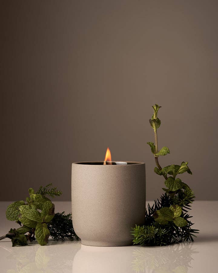 Homecourt Cece Signature Ceramic Scented Candle - 60 Hour Burn