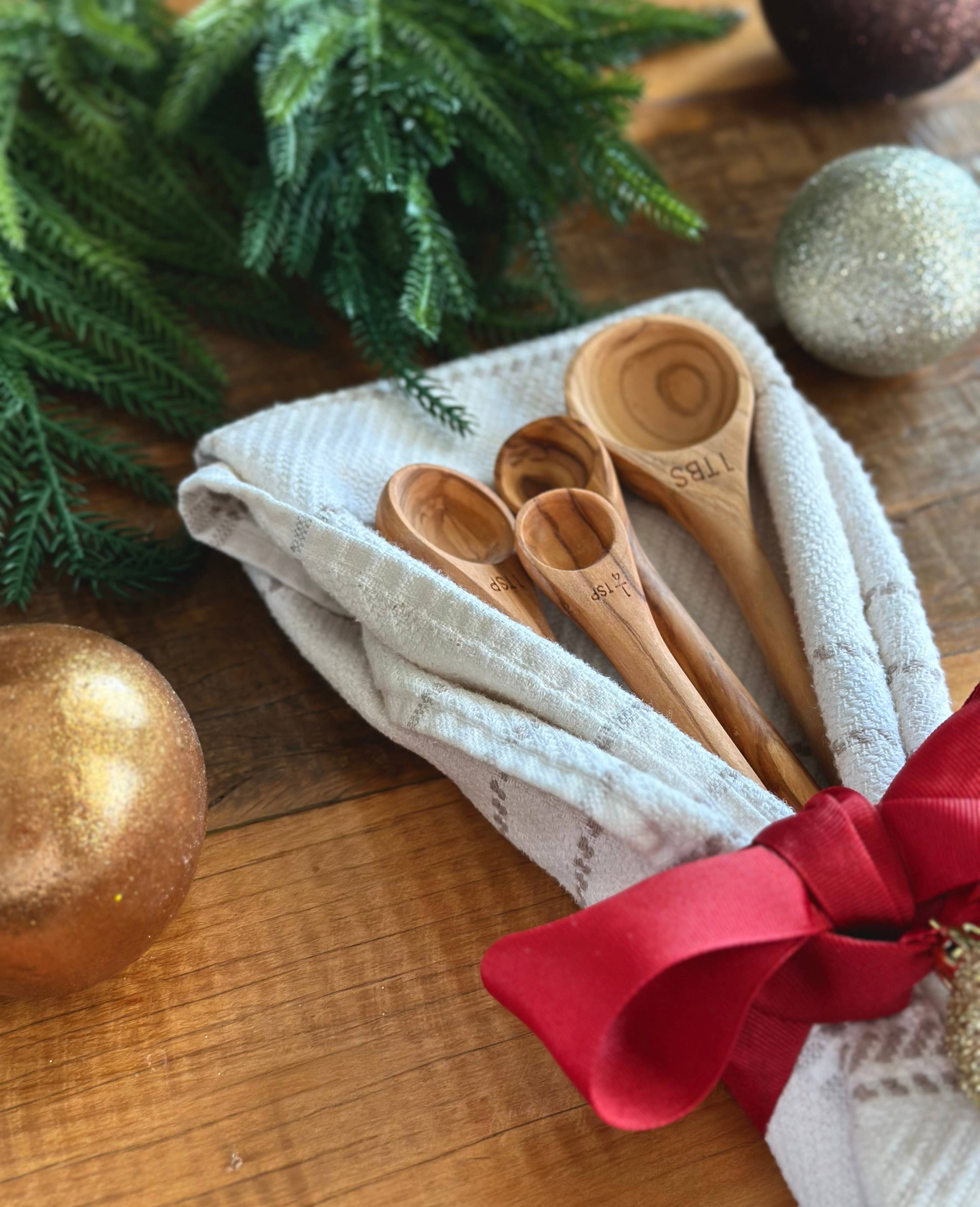 Olive Wood Long Handle Measuring Spoons - Set of 4