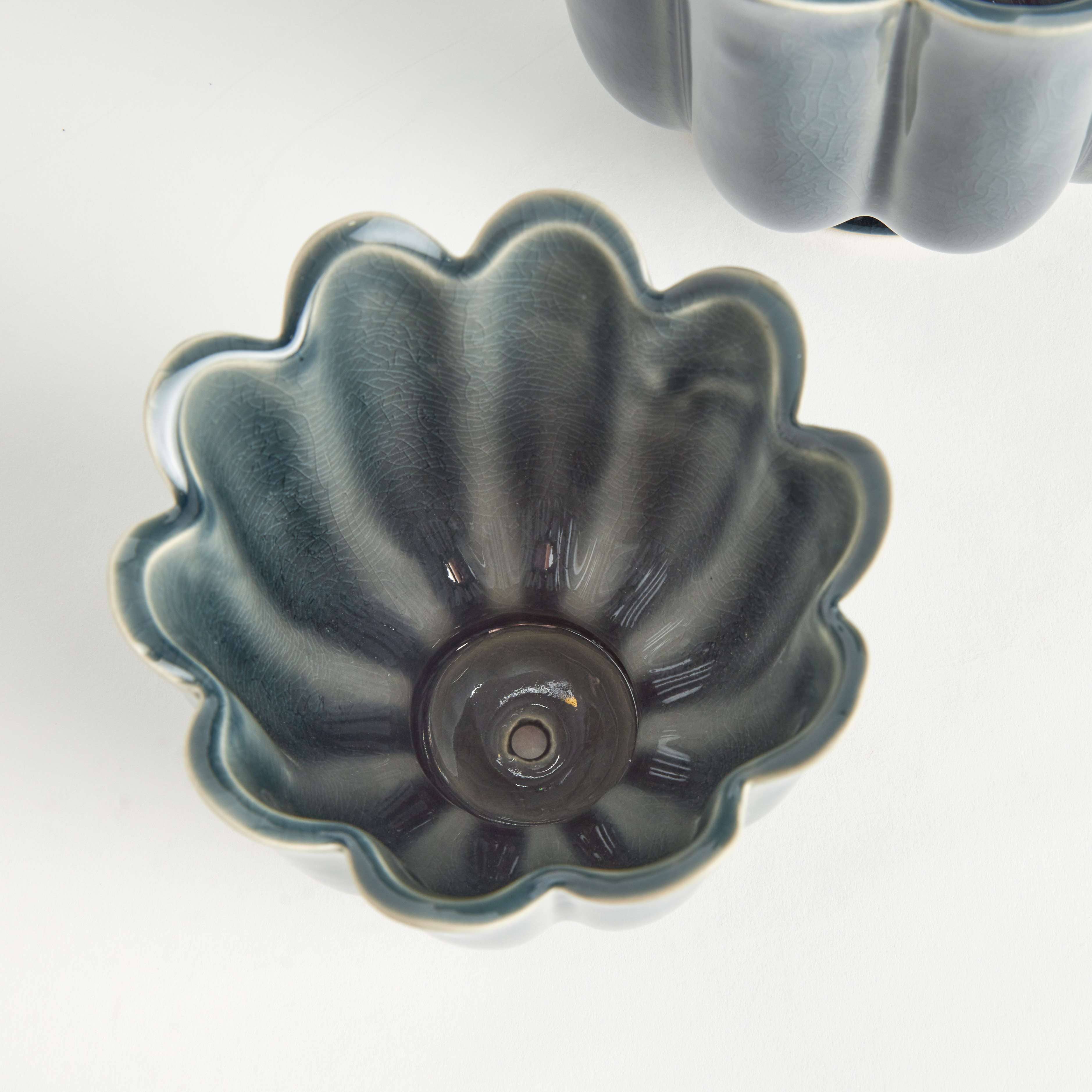 Freya Navy Footed Ceramic Pot with Petal Scalloped Edges