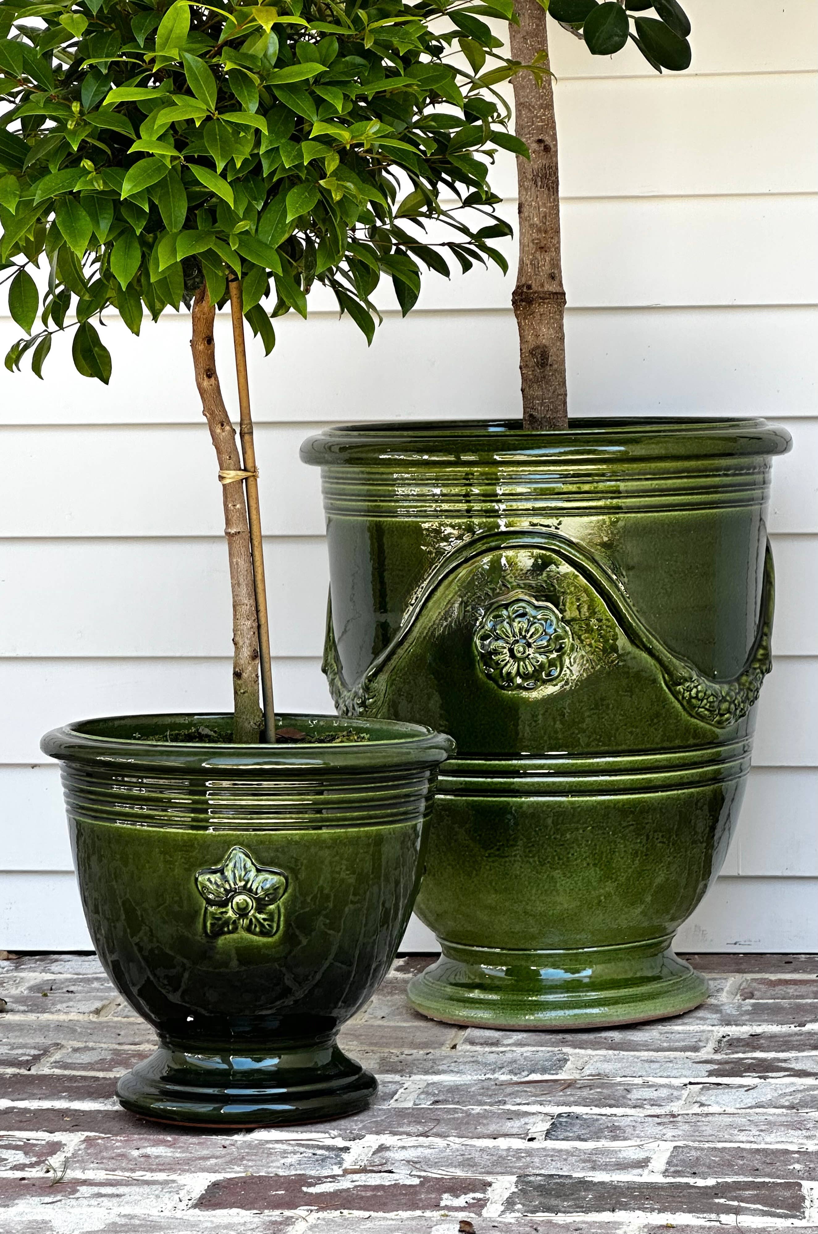 Honeychurch Small Provence Glazed Ceramic Planter - Green