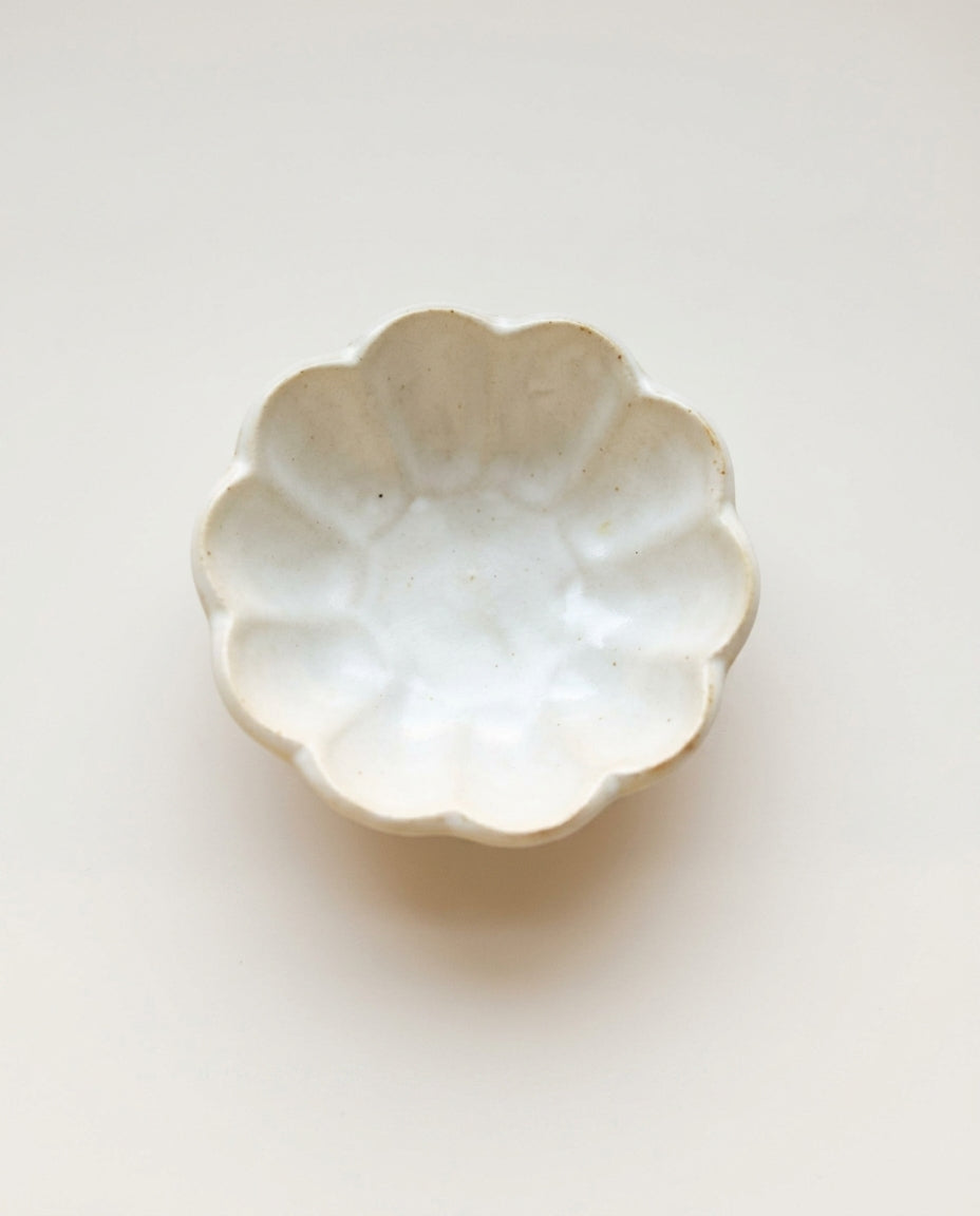 Ceramic pinch bowl — Elevated Studio Angle | Generated by Modelize
