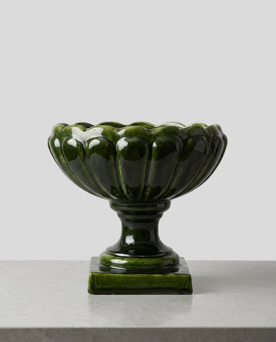 Pedestal Scalloped Bowl — Profile Architectural View | Generated by Modelize