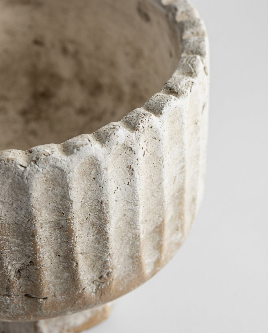 Footed decorative bowl — Texture Detail Close-up | Generated by Modelize